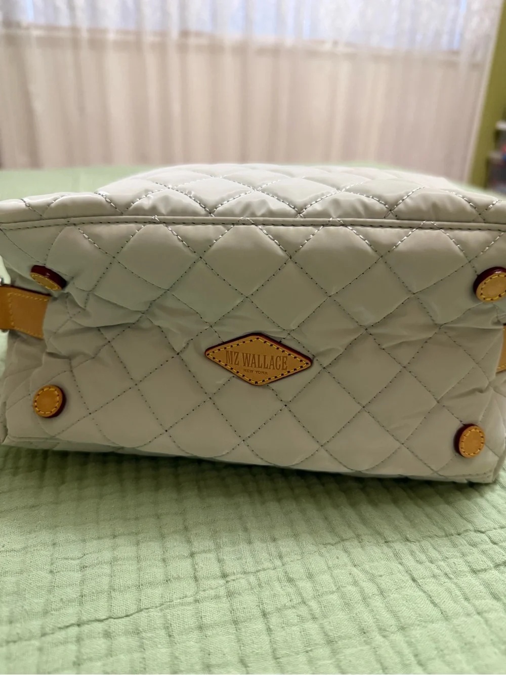 MZ Wallace Small Sutton Deluxe - metallic light grey quilted bag